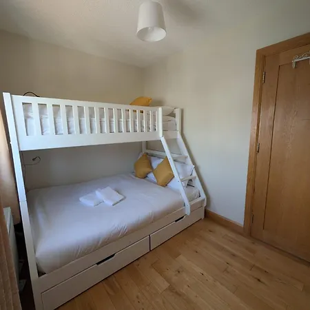 Modern Stylish 3-bed Sleeps 6 Casa vacanze